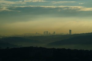 ¿Por qué es necesario minimizar el impacto ambiental de tu empresa